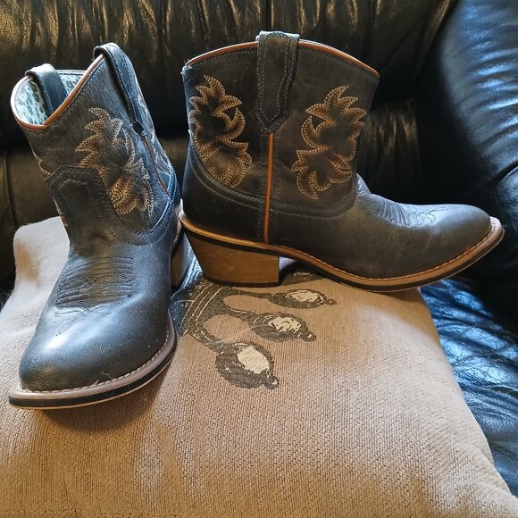 Authentic Laredo Women's Sapphyre Leather Western Booties Round Toe - Picture 9 of 13